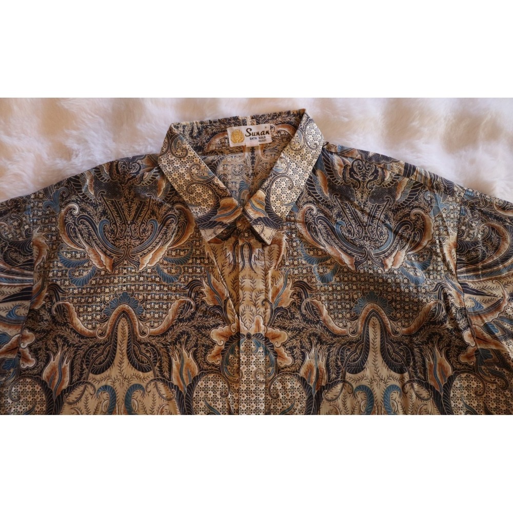 Sunan Batik Mens Button Front Shirt Size 4L (US L ) Mulitcolor Paisley Geometric